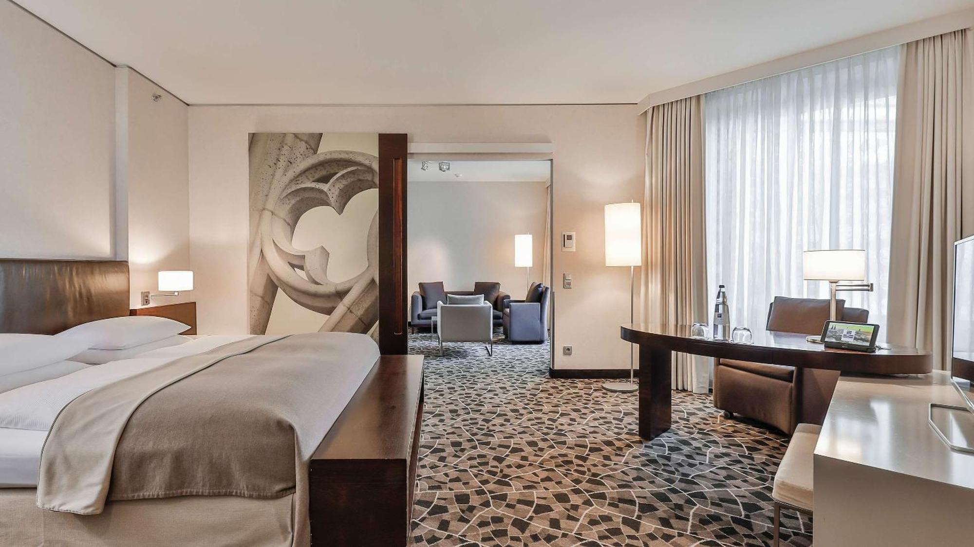 Hotel Dorint Am Heumarkt Köln